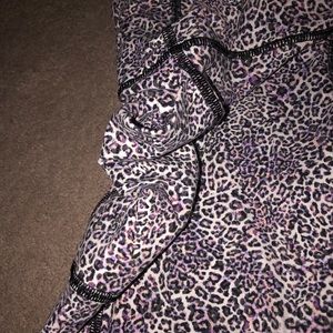NEW Yoga pants VS